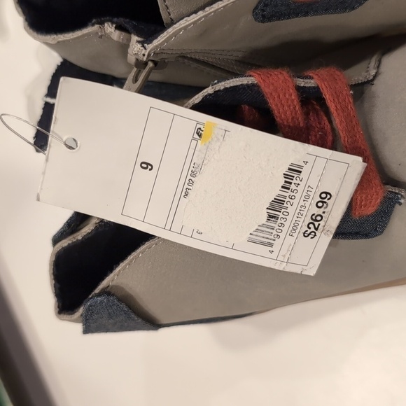 Oashkosh's genuine kid Tan Boys with Jeans shoes Size 9 New with tags - Picture 5 of 13